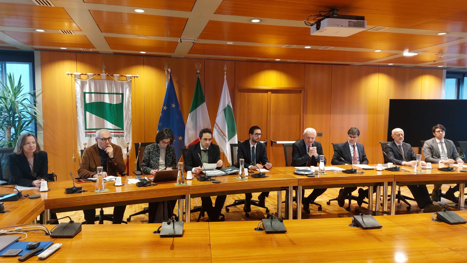 Incontro in videoconferenza tra il vicepresidente Colla, il viceministro della Generalitat Valenciana, Carrasco Torres e i vertici di Confindustria ceramica e l’Associazione nazionale ceramica spagnola